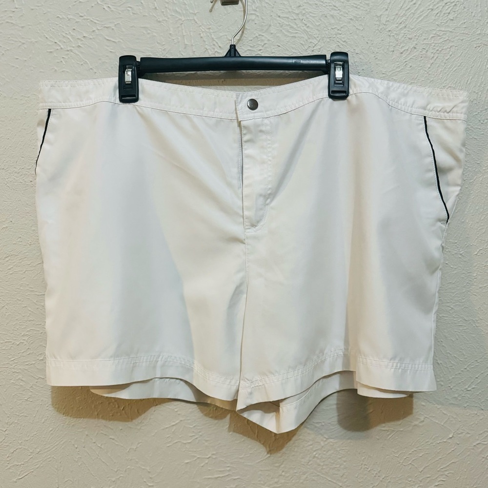 🌴Faded Glory White Casual Shorts